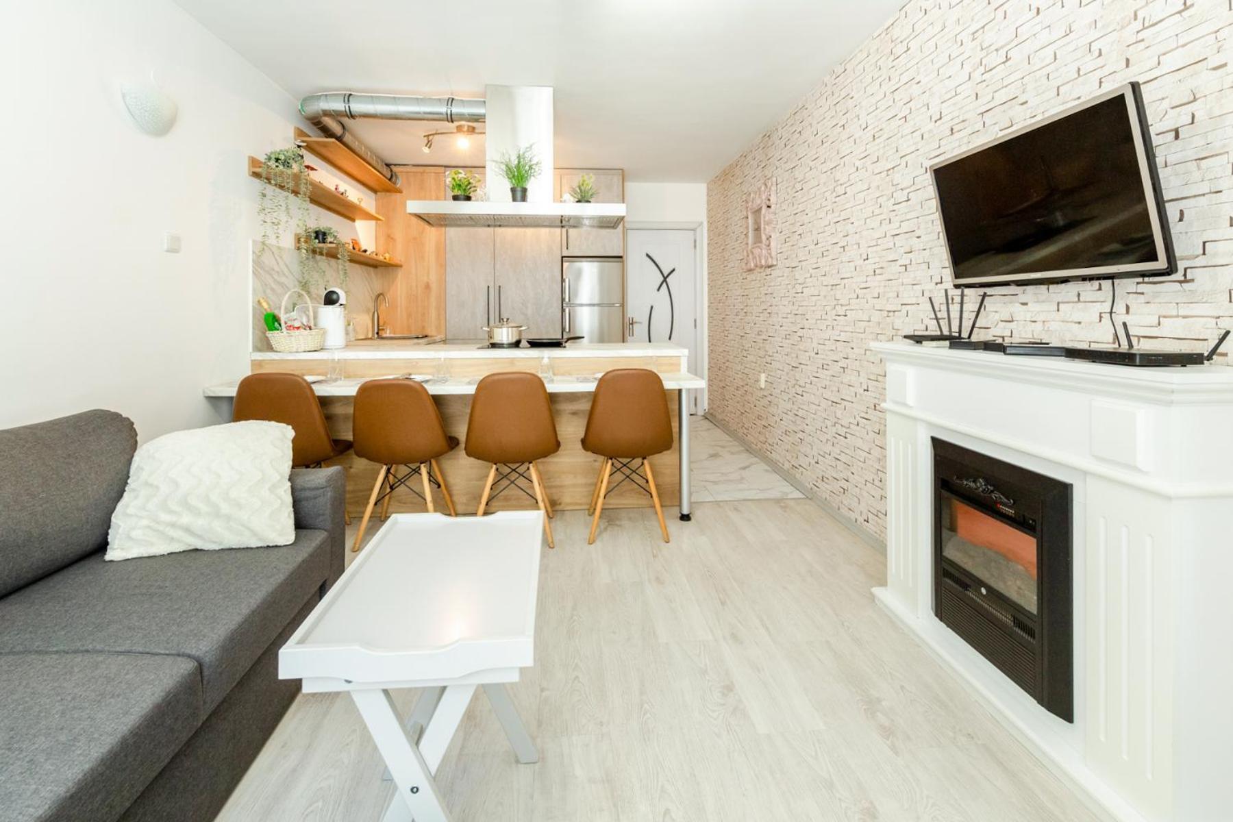 The White Apartment - Free Parking Sofia Extérieur photo