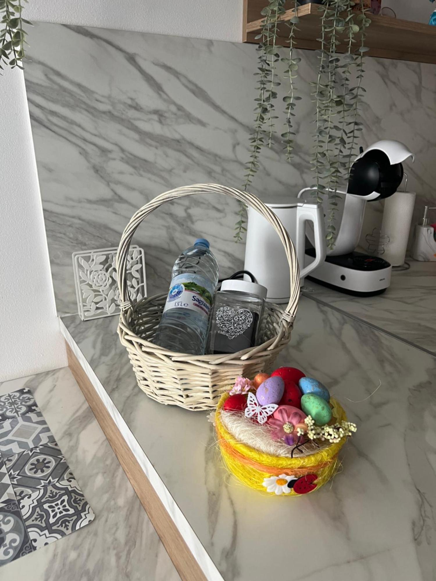 The White Apartment - Free Parking Sofia Extérieur photo
